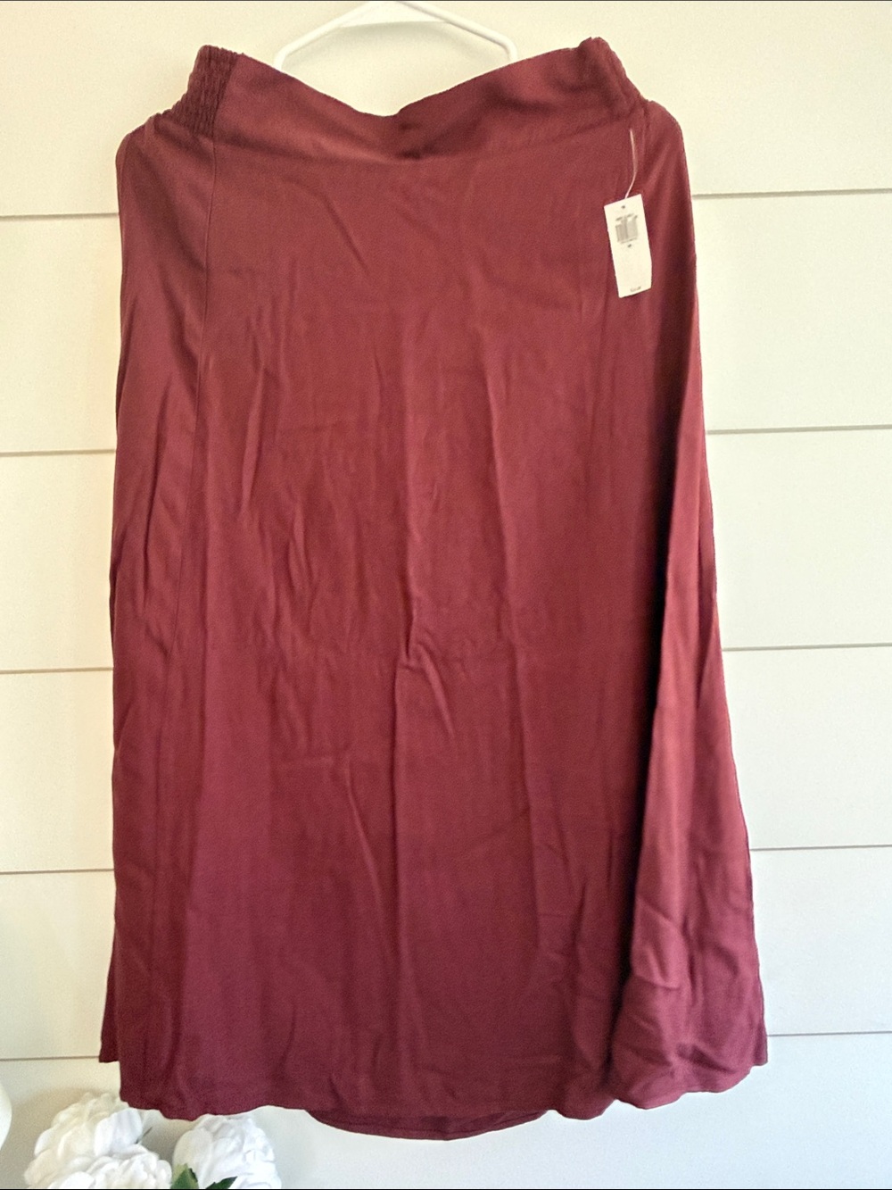 Old navy Women's Stretch Midi Skirt in Burgundy